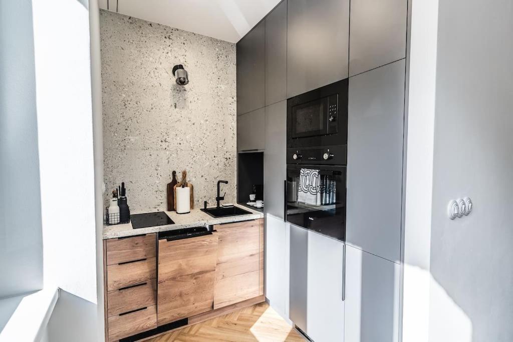 Myslbekova 5 Apartment ออสตราวา ภายนอก รูปภาพ