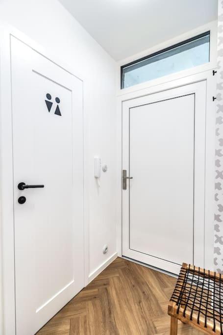 Myslbekova 5 Apartment ออสตราวา ภายนอก รูปภาพ